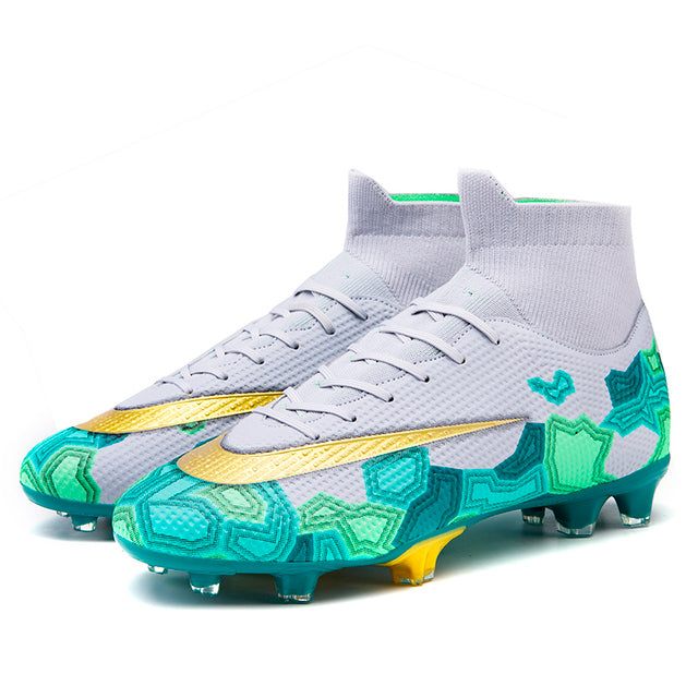 Men's Outdoor Sports Soccer Shoes in Microfiber Material
